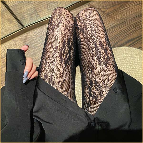 Sunflower patterned fishnet Stocking